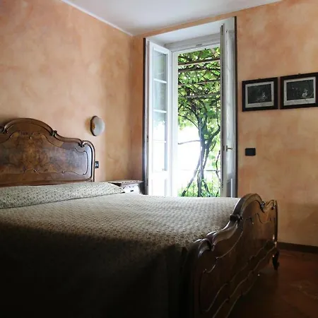 Hotel La Pergola ホテル 2*